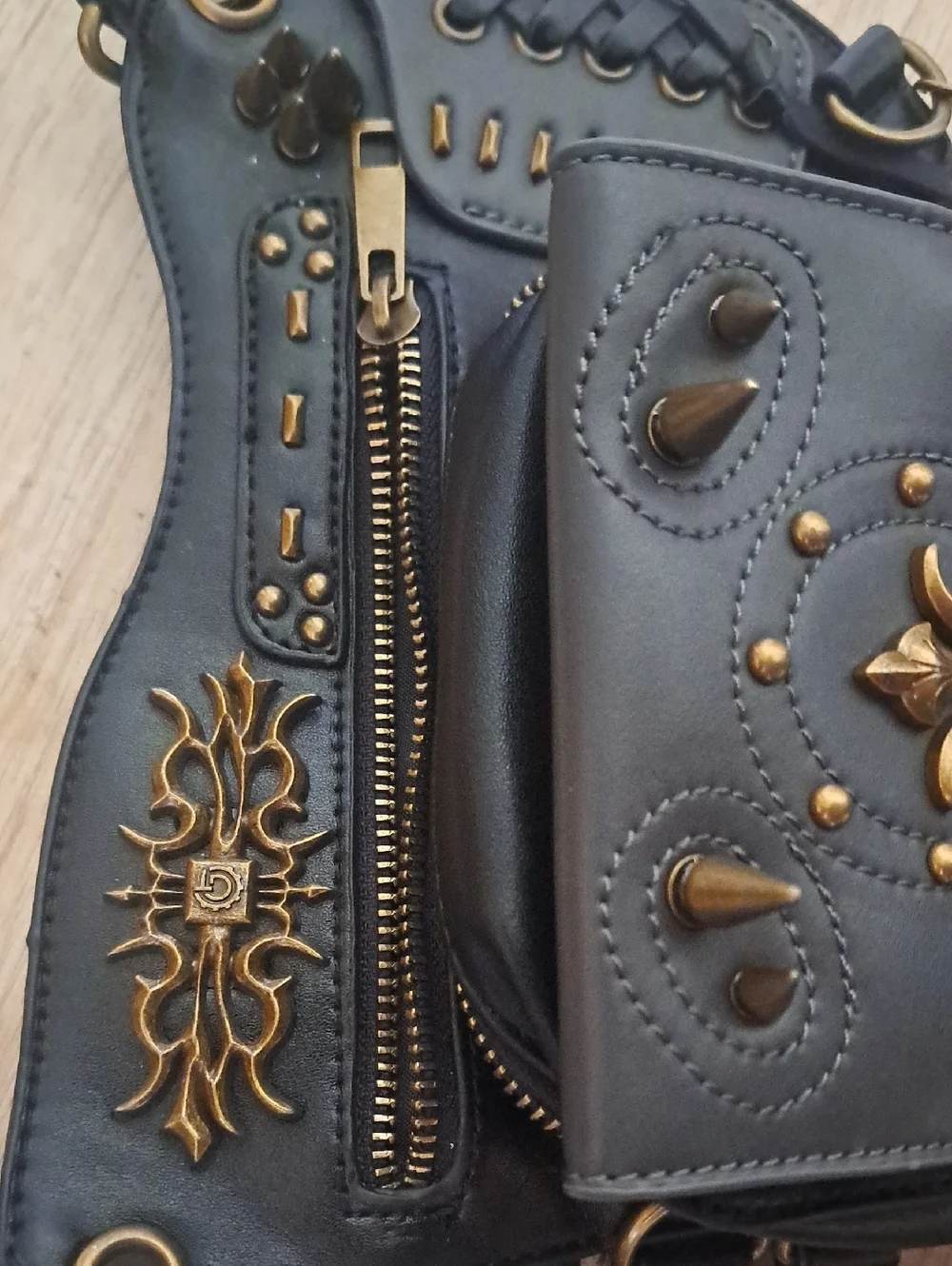 STEEL MOSTER Gothic Steampunk Handbag For Men and Women Hiking Fanny Pack.